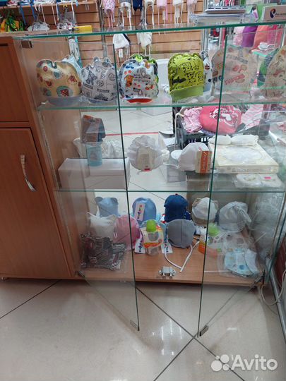 Стол с тумбой