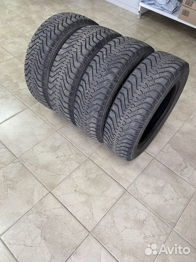 Goodyear UltraGrip 500 185/65 R15