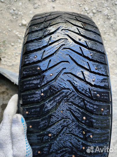 Marshal WinterCraft SUV Ice WS31 215/60 R17 96H