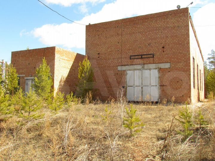 Здание, 1582 м²