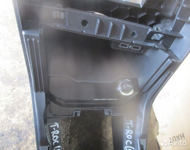 Центральный тоннель подлокотник VW T-ROC кожа