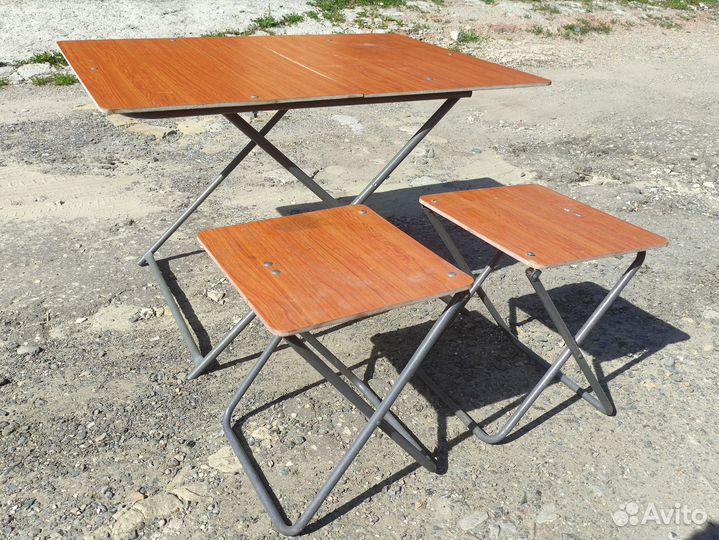 Стол туристический складной + 2 табуретки