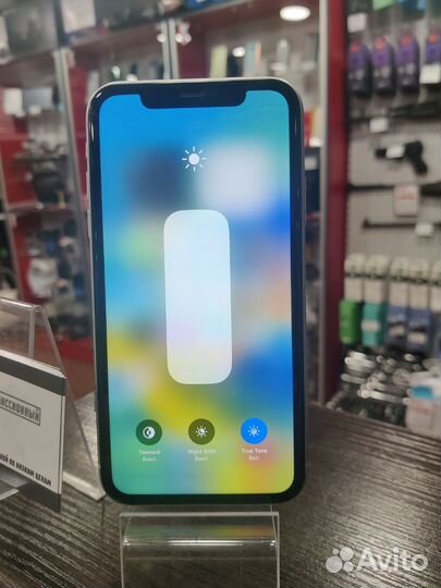 iPhone Xr, 128 ГБ