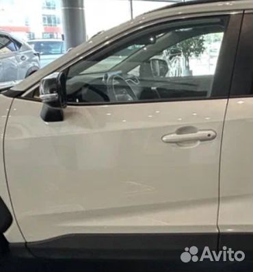 Передняя левая дверь -V Toyota RAV4