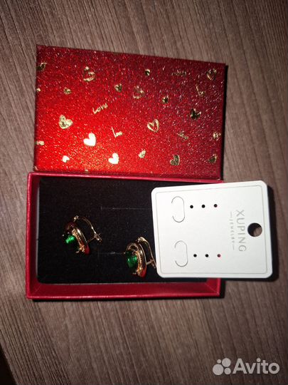 Серьги xuping зелёный камень