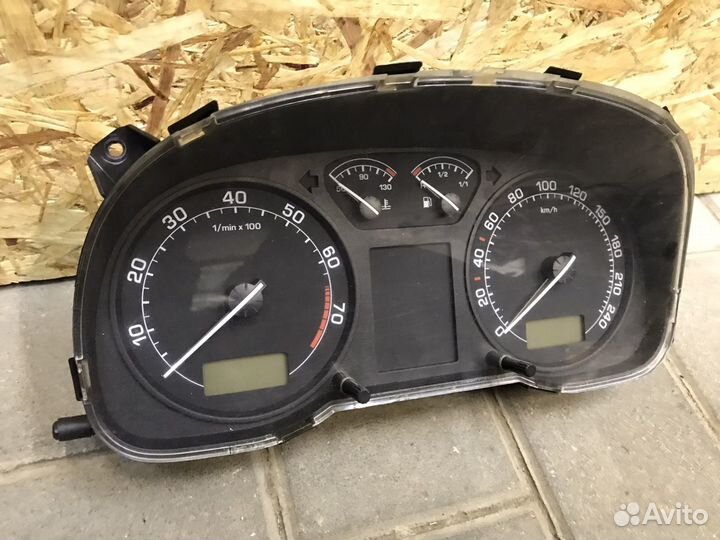 Щиток приборов Skoda Octavia A4 1U0920811B