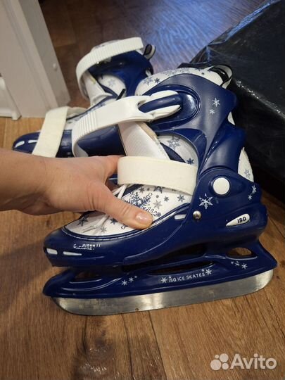 Коньки хоккейные детские 34,37