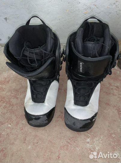 Сноубордические ботинки