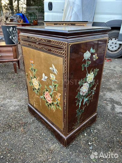 Комод. тумба в стиле шинуазри