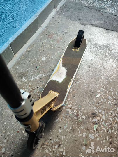 Самокат трюковой