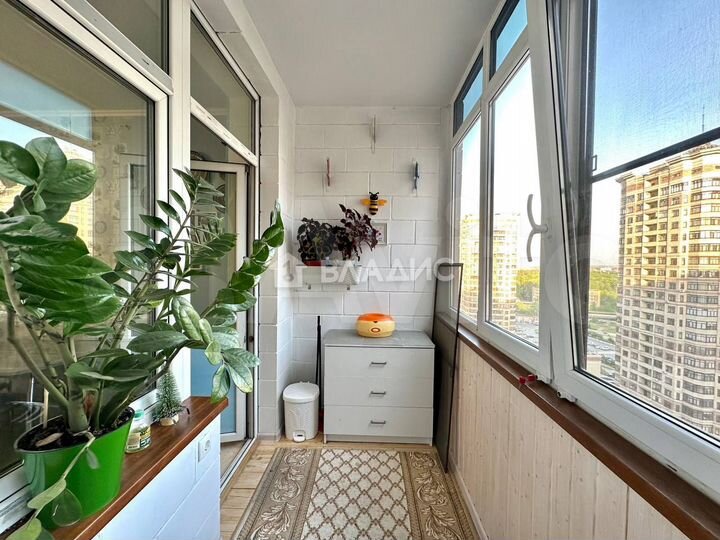 1-к. квартира, 58,8 м², 16/18 эт.