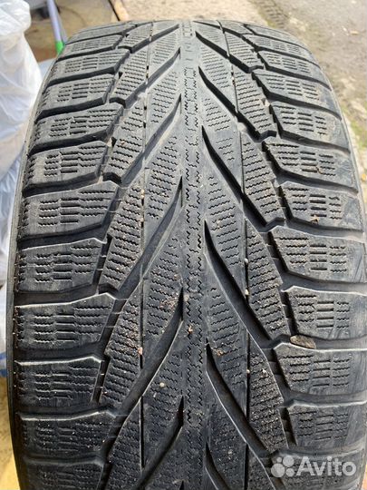 Nokian Tyres Hakkapeliitta R2 SUV 265/45 R21 и 265/45 R21 108R