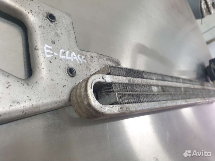 Радиатор охлаждения масла mercedes е-class w212