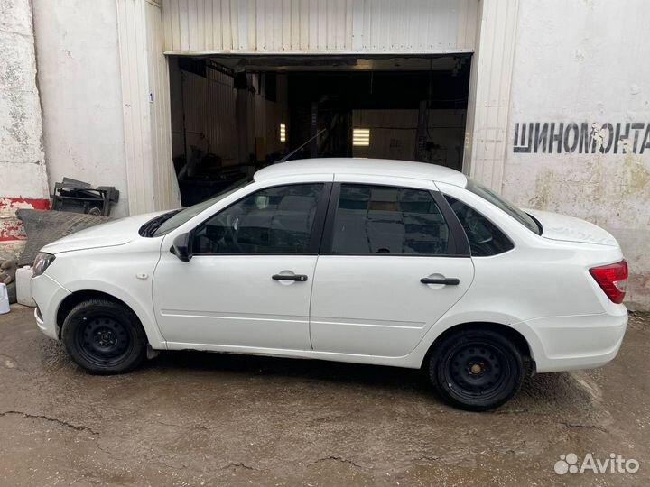 LADA Granta 1.6 МТ, 2020, 160 000 км