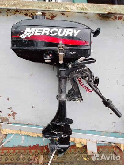 Лодка с мотором mercury