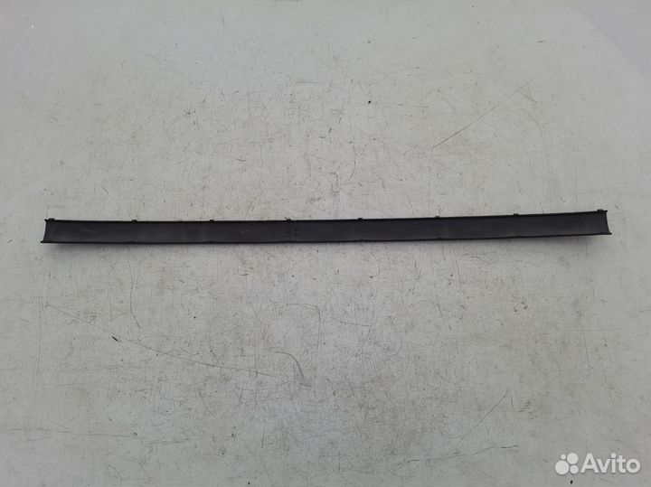 Центральный молдинг заднего бампера Бмв е36