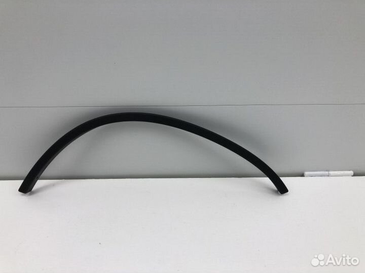 Накладка переднего крыла правого Nissan Terrano 3