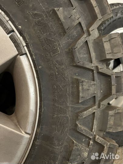 Maxxis M8090 Creepy Crawler 255/85 R16