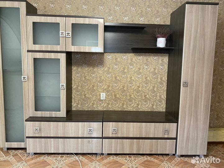 Модульная стенка в гостиную