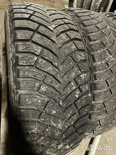Michelin X-Ice North 4 205/55 R16