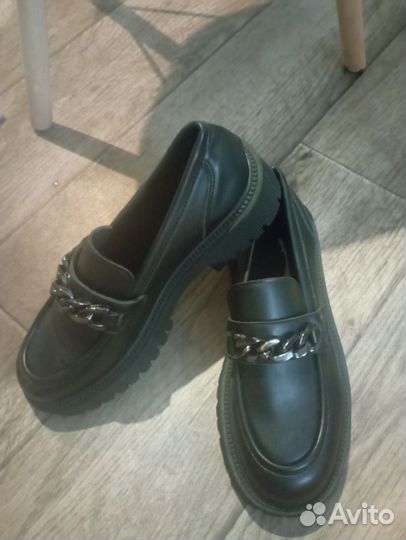 Лоферы женские 39 размер черные