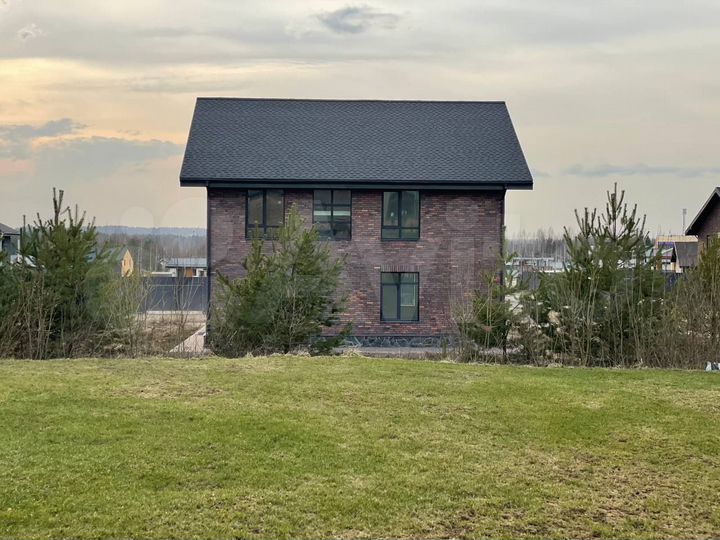 Коттедж 225,1 м² на участке 12,5 сот.