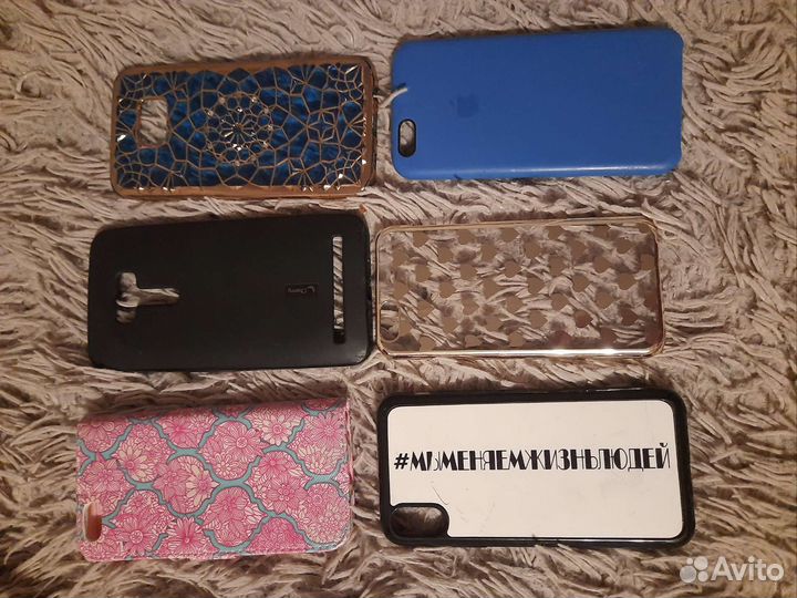 Чехлы на телефон