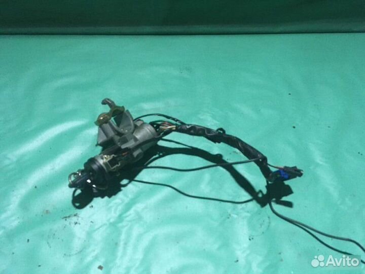 Замок зажигания с ключом Kia Shuma