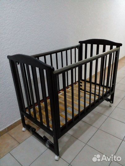 Детская прогулочная коляска