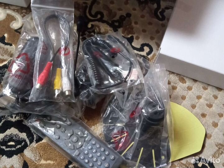 Новый автомобильный телевизор