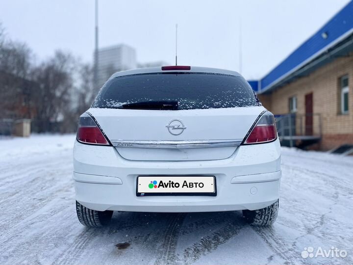 Opel Astra 1.8 МТ, 2012, 159 700 км