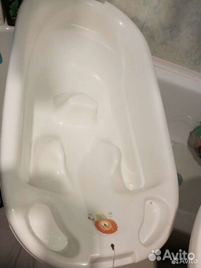 Ванночка для купания новорожденного