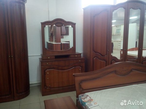 Спальный гарнитур 