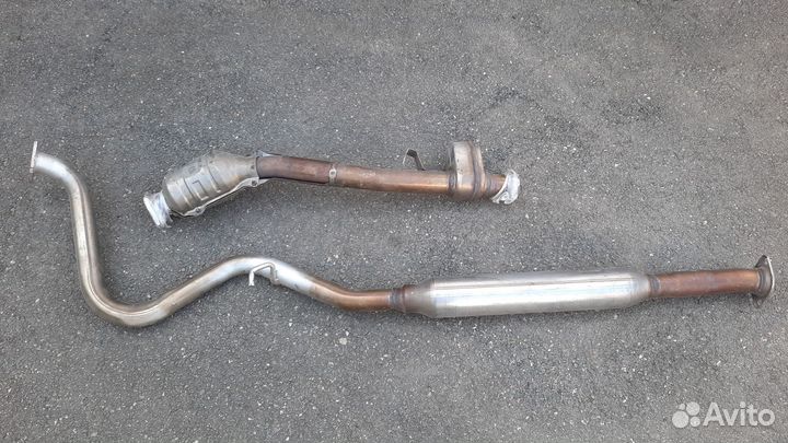 Катализатор, резонатор Субару brz