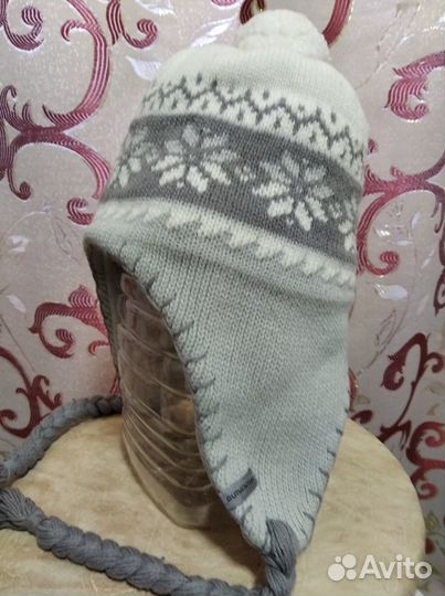 Шапка на завязках