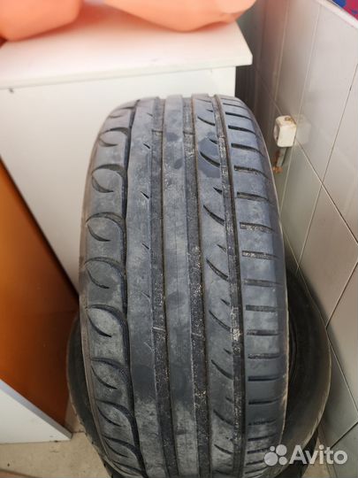 Kormoran Ultra High Performance 225/50 R17