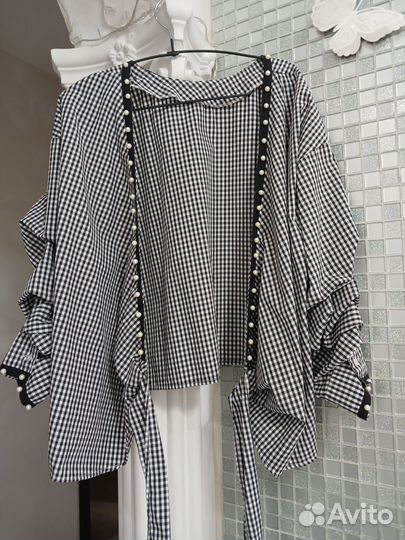 Нарядная женская рубашка на запах