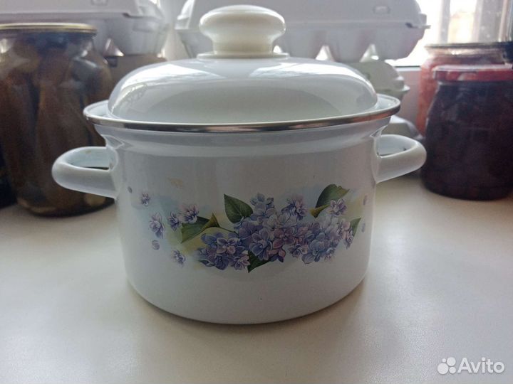 Кастрюля эмалированная