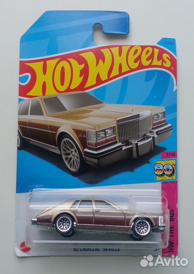 1/64 модели Cadillac