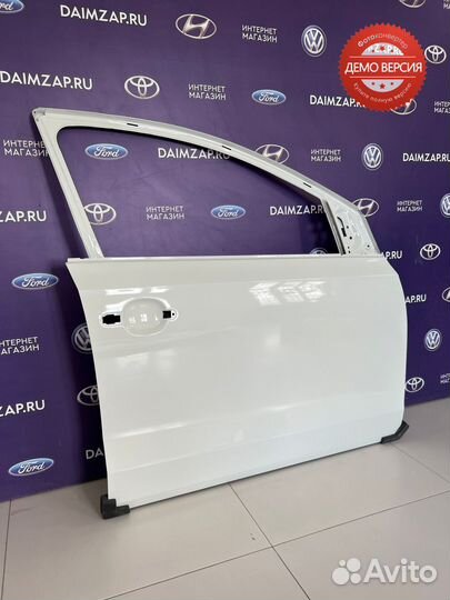 Дверь передняя Volkswagen Polo правая / белый