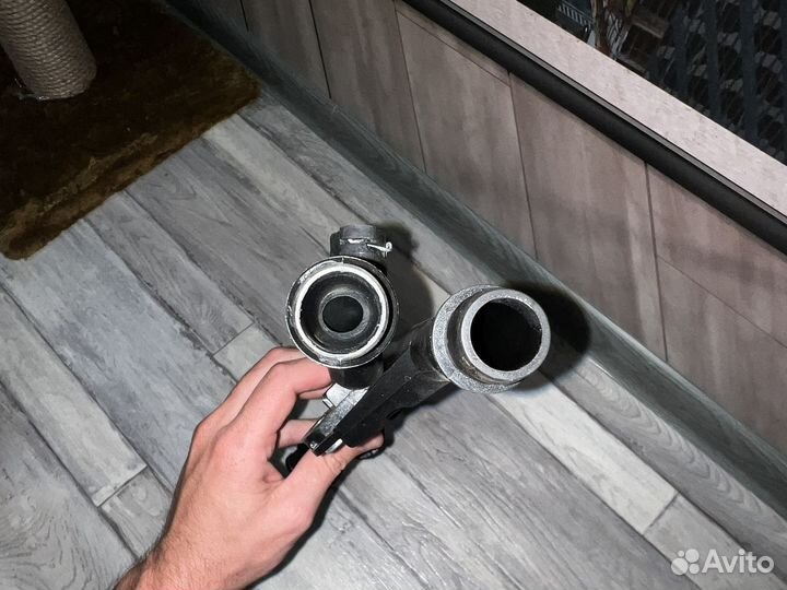 Патрубок системы охлаждения Mercedes-benz W204