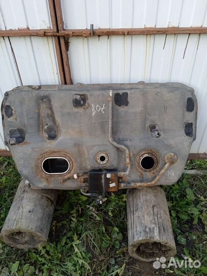 Топливный бак