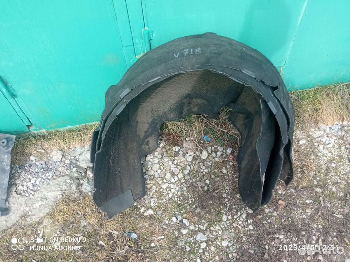 Подкрылок задний правый Mercedes-Benz E-Class E212