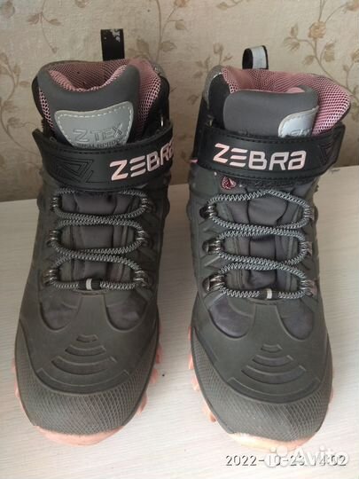 Ботинки для девочки 34р