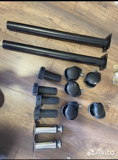 Мебельная фурнитура, остатки ремонта