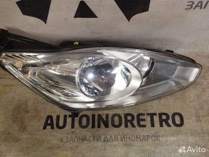 Фара правая Ford c max 2 AM51-13W029-AE