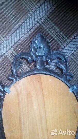 Зеркало настенное овальное в литой раме под бронзу