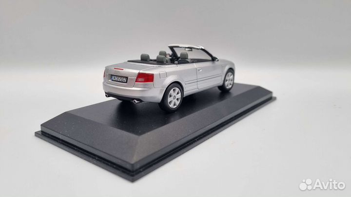 Модель audi A4 Cabriolet B6 silver