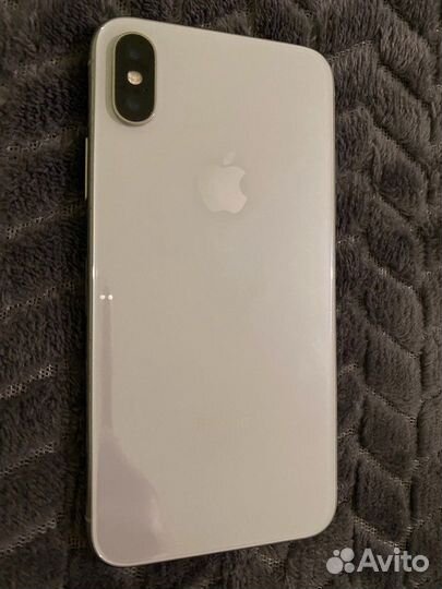 iPhone X