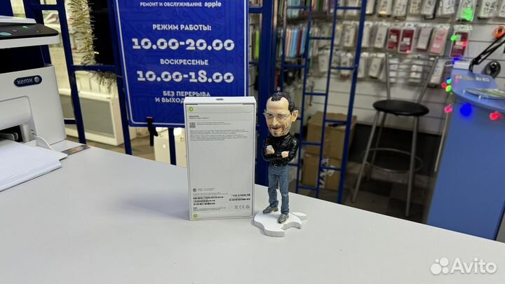 iPhone 15 Pro, 256 ГБ